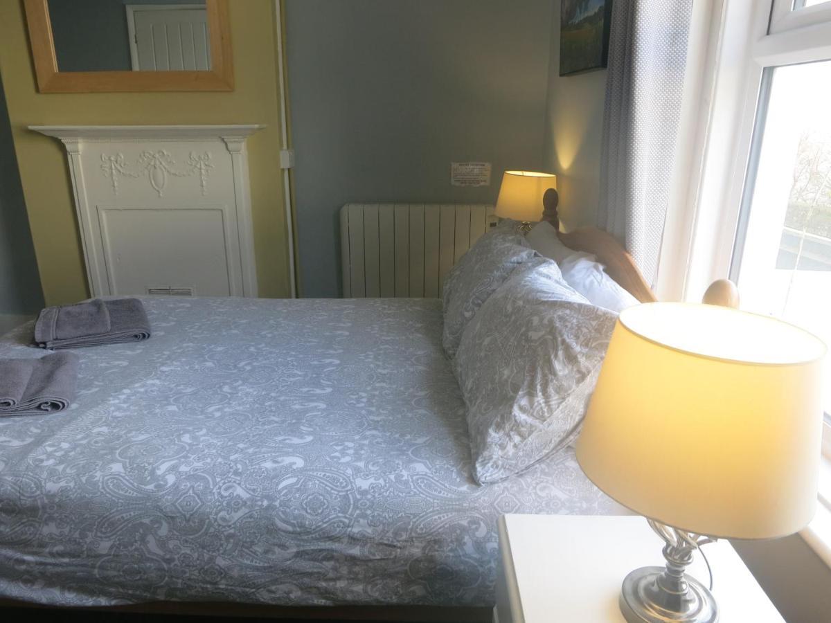 Marine View Guest House Worthing Eksteriør billede