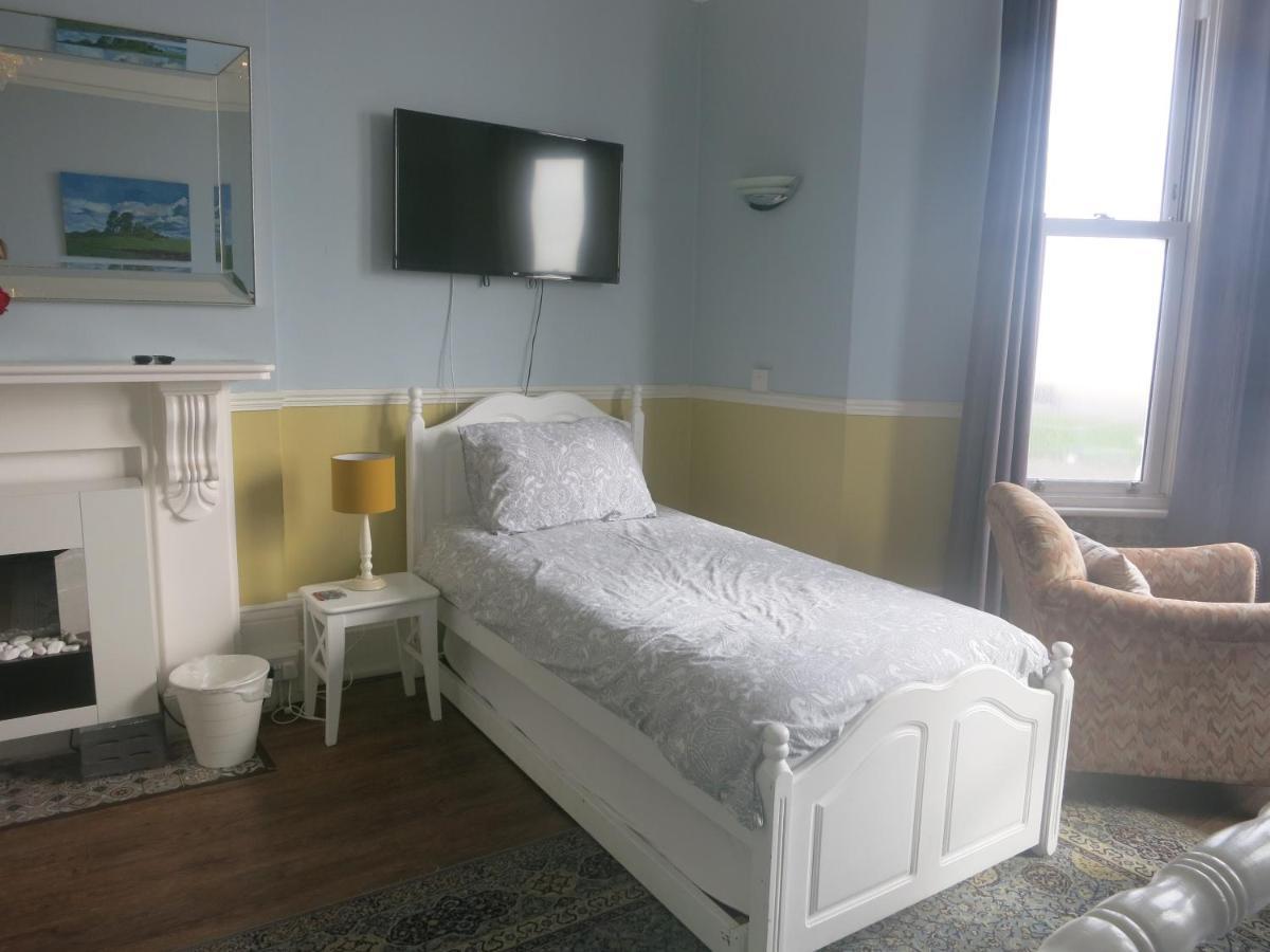 Marine View Guest House Worthing Eksteriør billede